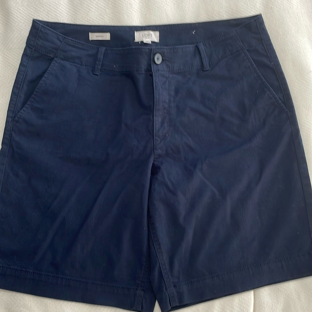 Loft outlet navy Bermuda shorts